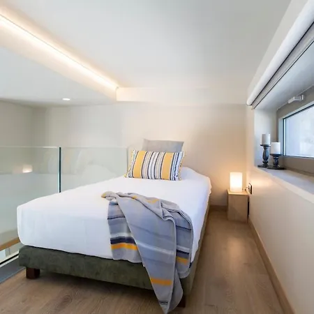 Villa Brand New High-end Astro *